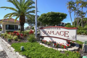 Seaplace's beachfront: enjoy sunsets and serenity
