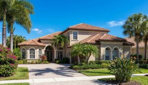Best realtors to hire in longboat key