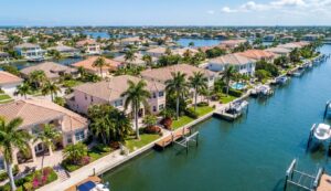 What is the average lifespan of a seawall in florida?